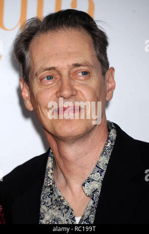 Datei Fotos: 12. Januar 2019. NEW YORK - 30. Juli: Schauspieler Steve Buscemi besucht die 'Julie & Julia' Premiere im Ziegfeld Theatre am 30. Juli 2009 in New York City; Steve Buscemi Credit: Stürme Media Group/Alamy leben Nachrichten Stockfoto