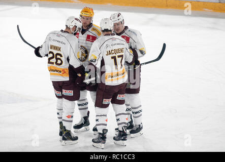 Lausanne, Schweiz. 12 Jan, 2019. LNA SWISS ICE HOCKEY LAUSANNE HC VS GENF SERVETTE HC-Lausanne Hc vs Genf Servette Hc bei der Vaudoise Arena, Lausanne (35. Tag der Jahreszeit), 12-01-2019. Quelle: Eric Dubost/Alamy Leben Nachrichten. Stockfoto