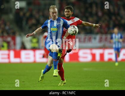 Düsseldorf, Deutschland. 13 Jan, 2019. firo: 13.01.2019, Fußball, 1.Bundesliga, Saison 2018/2019, Telekom-Cup 2019, Fortuna Düsseldorf - Hertha BSC Berlin JASTRZEMBSKI versus ZIMMERMANN | Verwendung der weltweiten Kredit: dpa/Alamy leben Nachrichten Stockfoto