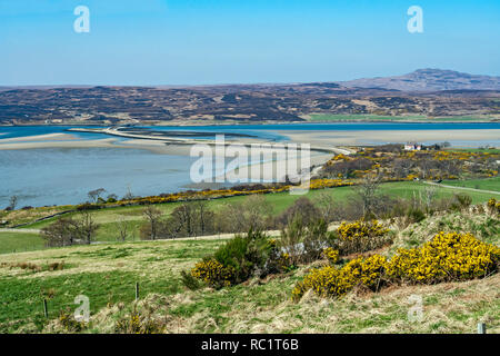 Damm und Brücke über Kyle Zunge in Sutherland Highland Schottland Stockfoto