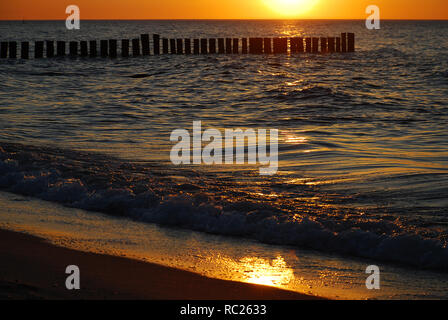 Ostsee am Abend in Kühlungsborn, Deutschland Stockfoto