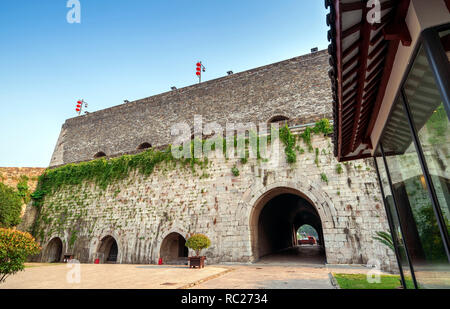 Das traditionelle Tor von Nanjing Zhonghuamen ist eines der Wahrzeichen in Nanjing, China. Stockfoto