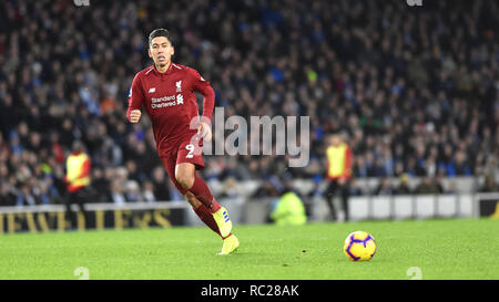 Roberto Firmino von Liverpool in der Premier League Match zwischen Brighton & Hove Albion und Liverpool an der American Express Community Stadion. 12 Januar 2019 nur für den redaktionellen Gebrauch bestimmt. Kein Merchandising. Für Fußball Bilder FA und Premier League Einschränkungen Inc. kein Internet/Mobile Nutzung ohne fapl Lizenz - für Details Kontakt Fußball Dataco Stockfoto