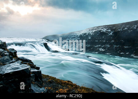 Atemberaubenden Gullfoss fällt im Südwesten von Island über einen Golden Circle Route Stockfoto