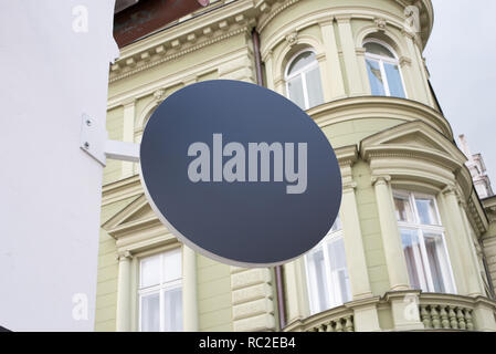 Moderne Stadt Straße leer Namensschild mockup. Stockfoto