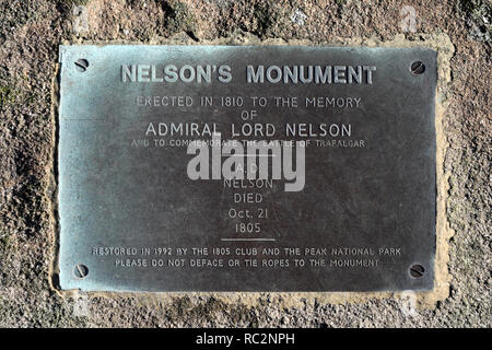 Herbst Blick über Admiral Nelsons Monument, Birchen Kante, Nationalpark Peak District, Derbyshire, England, Großbritannien Stockfoto