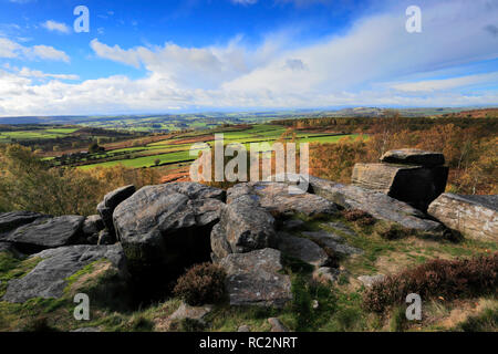 Herbst Blick über Birchen Kante, Nationalpark Peak District, Derbyshire, England, Großbritannien Stockfoto