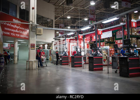 Chiangmai, Thailand - 13. Januar 2019: Makro SB-Warenhaus Chiang Mai. Lage auf der Straße Chiang Mai Lampang Straße ca. 3 km vom Stadtzentrum. Stockfoto