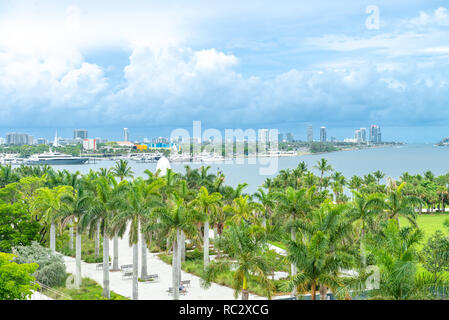 Miami, USA - 10.Juni 2018: Skyline von Miami City vom Museum Park Stockfoto