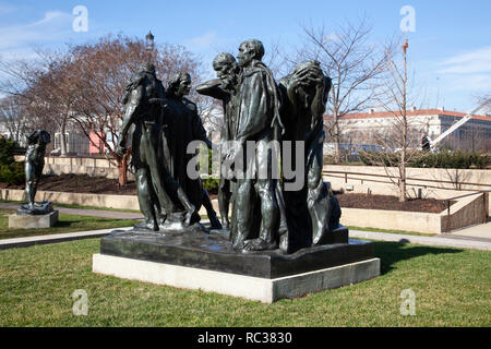 Bronze Skulptur "Die Bürger von Calais von Auguste Rodin auf dem Gelände des Hirshhorn Museum und der Skulpturengarten, Washington DC Stockfoto