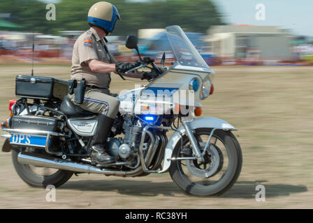 80 s American Kawasaki Polizei Motorrad an Preston Steam Rally, Kent, England Stockfoto