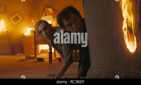 Original Film Titel: FRIGHT NIGHT. Englischer Titel: FRIGHT NIGHT. Jahr: 2011. Regie: CRAIG GILLESPIE. Stars: Toni Collette; ANTON YELCHIN. Quelle: Dreamworks SKG/Album Stockfoto
