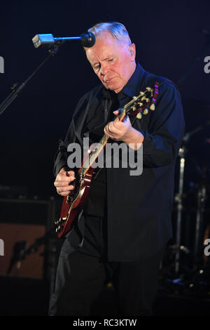 Miami Beach, FL, USA. 12 Jan, 2019. Neuer Auftrag führt im Fillmore am 12 Januar, 2019 in Miami Beach, Florida. Quelle: MPI04/Medien Punch/Alamy leben Nachrichten Stockfoto