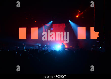Miami Beach, FL, USA. 12 Jan, 2019. Neuer Auftrag führt im Fillmore am 12 Januar, 2019 in Miami Beach, Florida. Quelle: MPI04/Medien Punch/Alamy leben Nachrichten Stockfoto