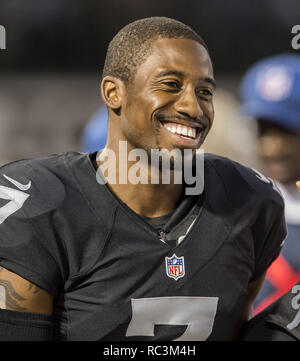 Oakland, Kalifornien, USA. 14 Aug, 2015. Oakland Raiders Börsenspekulant Marquette König (7) am Freitag, 14. August 2015 in Oakland, Kalifornien. Die Räuber besiegt die Rams 18-3 in einem preseason Spiel. Credit: Al Golub/ZUMA Draht/Alamy leben Nachrichten Stockfoto