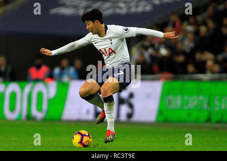 London, Großbritannien. 13 Jan, 2019. Sohn Heung-min von Tottenham Hotspur in Aktion. EPL Premier League match, Tottenham Hotspur v Manchester Utd im Wembley Stadion in London am Sonntag, den 13. Januar 2019. Dieses Bild dürfen nur für redaktionelle Zwecke verwendet werden. Nur die redaktionelle Nutzung, eine Lizenz für die gewerbliche Nutzung erforderlich. Keine Verwendung in Wetten, Spiele oder einer einzelnen Verein/Liga/player Publikationen. pic von Steffan Bowen/Andrew Orchard sport Fotografie/Alamy Live news Credit: Andrew Orchard sport Fotografie/Alamy leben Nachrichten Stockfoto