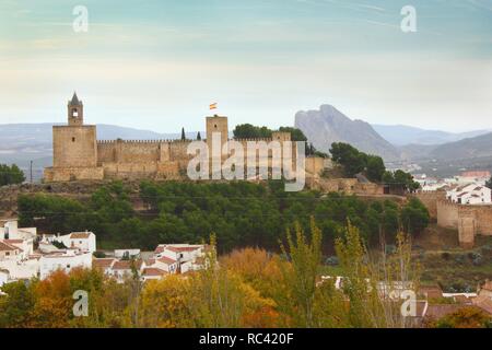 Außenansicht bei Festung in Antequera, Spanien Stockfoto