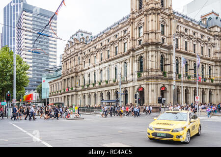 Melbourne, Australien - 21. Februar 2018: Die alte Post. Es ist an der Ecke der Elizabeth Street und Bourke Street. Stockfoto