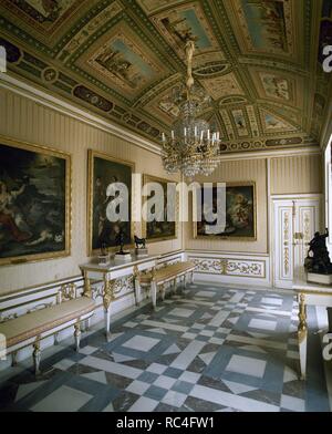 Spanien. Madrid. San Lorenzo de El Escorial. Der königliche Sitz von San Lorenzo de El Escorial. Die Casita del Príncipe. In 1771-1775 nach Entwürfen von Juan de Villanueva erbaut, der Prinz von Asturien, die Zukunft Karl IV. Im Inneren. Stockfoto