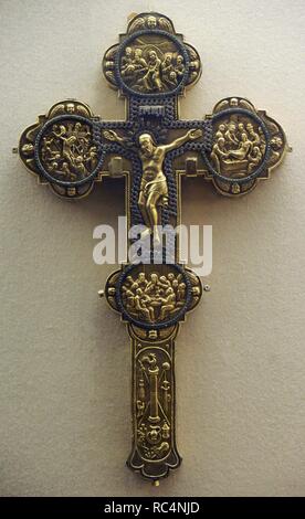 Reliquiar Kreuz. Silber, Glas; zu jagen. Russland. 1704 die Eremitage. Sankt Petersburg. Russland. Stockfoto