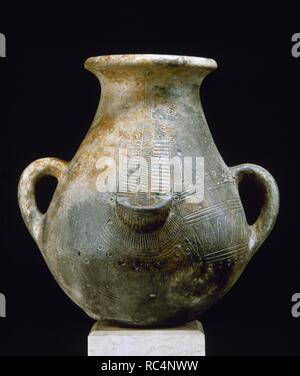 Italien. Sardinien ist. Nuragic Zivilisation. Keramik-Vase mit geometrischen Dekoration. 8. Jahrhundert v. Chr.. Von Santa Anastasia di Sardara. Archäologisches Museum von Cagliari. Stockfoto