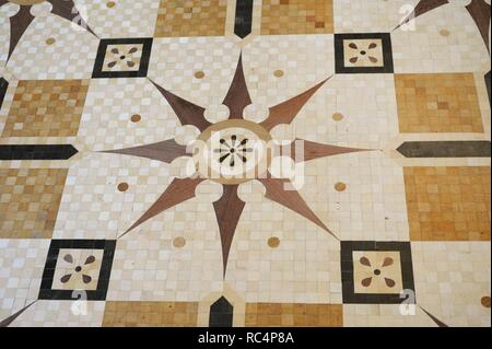 Die Eremitage. Rittersaal. Pflaster-Detail. Sankt Petersburg. Russland. Stockfoto