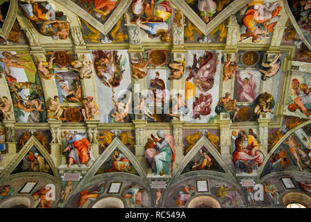 Sixtinische Kapelle, Decke, Vatikanstadt, Italien Stockfoto