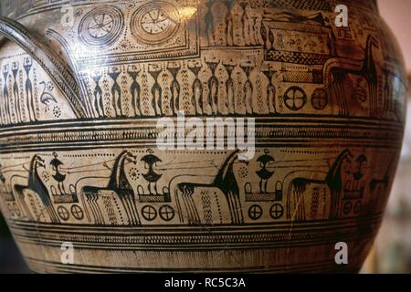 Griechische Kunst. Geometrische Periode. Tolle Keramik Krater. Mit Themen, die die Prothese oder Exposition des Verstorbenen, auf einem Wagen an der Parade der Krieger in Wagen eingerichtet. 750-735 BC. Detail. Vom Dipylon Friedhof. Nationalen Archäologischen Museum. Athen. Griechenland. Stockfoto