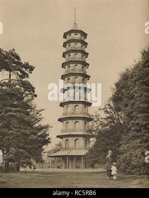 "Achtzehnten Jahrhundert Version von eine Pagode in den Kew Gardens', c 1935. Schöpfer: Unbekannt. Stockfoto