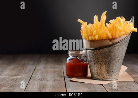 Frische Pommes Frites Stockfoto
