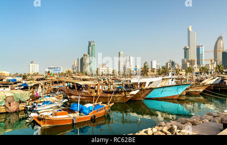 Traditionelle Fischerboote in Kuwait City Stockfoto