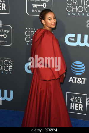 LOS ANGELES, Kalifornien - 13. Januar: Amandla Stenberg besucht die 24. jährliche Critics' Choice Awards auf der Barker Hangar am 13 Januar, 2019 in Santa Monica, Kalifornien. Foto: imageSPACE/MediaPunch Stockfoto