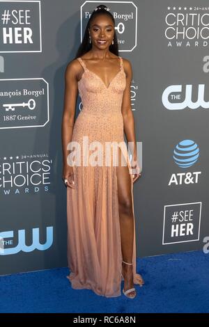 Santa Monica, Kalifornien, USA. 13. Jan 2019. Kiki Layne besucht die 24. jährliche Critics' Choice Awards auf der Barker Hangar in Santa Monica, Los Angeles, Kalifornien, USA, am 13. Januar 2019. | Verwendung der weltweiten Kredit: dpa Picture alliance/Alamy leben Nachrichten Stockfoto