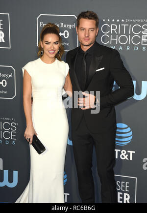LOS ANGELES, Kalifornien - 13. Januar: Chrishell Hartley; Justin Hartley nimmt an der 24. jährlichen Critics' Choice Awards auf der Barker Hangar am 13 Januar, 2019 in Santa Monica, Kalifornien. Foto: imageSPACE/MediaPunch Stockfoto