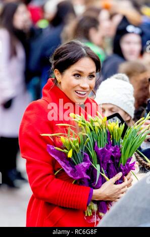 Birkenhead/Großbritannien. 14 Jan, 2019. Meghan, Herzogin von Sussex an der Hamilton Square in Birkenhead, am 14. Januar 2019, erfüllen eine Reihe von lokalen Organisationen, die Unterstützung und Stärkung der Gruppen innerhalb der Gemeinschaft Foto: Albert Nieboer/Niederlande/Point de Vue | Quelle: dpa Picture alliance/Alamy leben Nachrichten Stockfoto