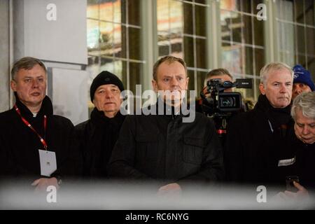 Danzig, Pommern, Polen. 14 Jan, 2019. Januar 14, 2019 - Danzig, Abschied von der tragisch verstorbenen Präsidenten von Danzig Pawel Ottar in der Dluga Straße in Danzig, Polen. Im Bild Donald Tusk. Quelle: Mateusz Slodkowski/ZUMA Draht/Alamy leben Nachrichten Stockfoto