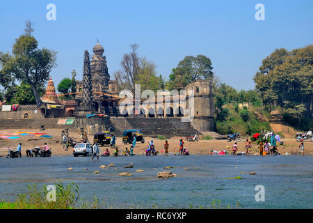 Dakshin Kashi Shiv Mandir, Mahuli Sangam, Satara, Maharashtra, Indien Stockfoto