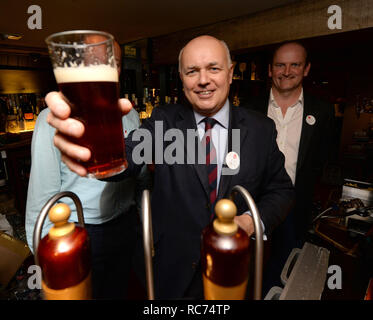 Ehemalige konservative Parteichef Ian Duncan Smith Kampagnen für Brexit in Essex Mit: Ian Duncan Smith Wo: Essex, Großbritannien Wann: 11 Aug 2016 Quelle: Steve Finn/WANN Stockfoto