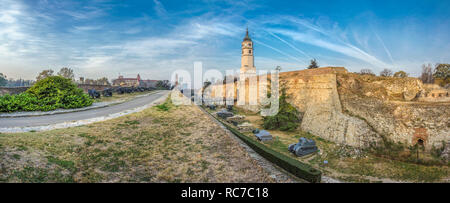 Die Festung Kalemegdan - Belgrad, Serbien - Panoramaaussicht - Military Museum und Clock Tower Stockfoto