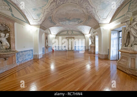 Speisesaal im Marques de Pombal Palace - Palácio do Marquês de Pombal, Oeiras, Portugal, Europa Stockfoto