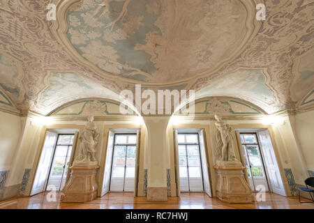 Speisesaal im Marques de Pombal Palace - Palácio do Marquês de Pombal, Oeiras, Portugal, Europa Stockfoto