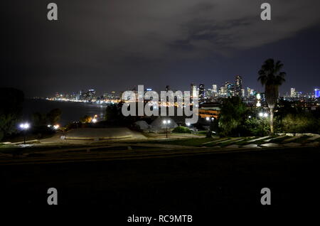 Skyline von Tel Aviv von Jaffa gesehen Stockfoto