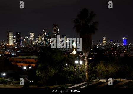 Skyline von Tel Aviv von Jaffa gesehen Stockfoto