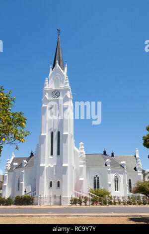 Äußere des historischen Nederduitse Gereformeerde Kerk, oder der Niederländischen Reformierten Kirche, Bredasdorp, Agulhas, Western Cape, Südafrika Stockfoto