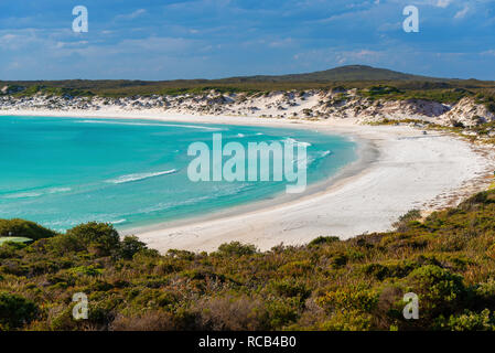 Atemberaubende Panorama der Wharton Beach, einem der schönsten Strände in Australien, in den ländlichen Cape Le Grand National Park, South Western Australia Stockfoto