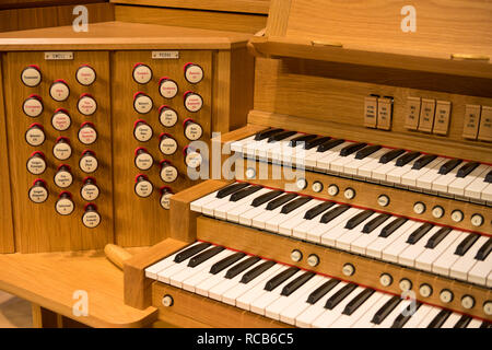 Eine Nahaufnahme eines modernen elerctric Orgel. Stockfoto