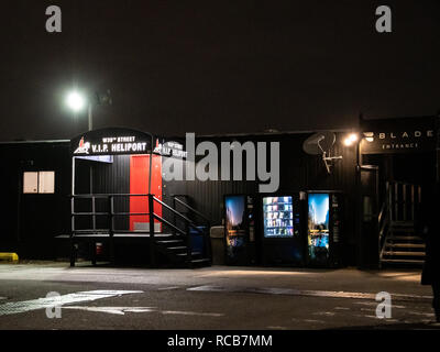New York City, Vereinigte Staaten - 17. November 2018: Eine Nacht der West 30. Straße VIP Heliport Stockfoto