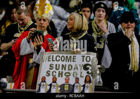 New Orleans, LA, USA. 13 Jan, 2019. New Orleans Saints Fans während des Spiels gegen Philadelphia Eagles im Mercedes-Benz Superdome in New Orleans, LA. Stephen Lew/CSM/Alamy leben Nachrichten Stockfoto