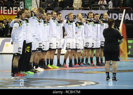 Berlin, Deutschland. 14 Jan, 2019. Team Deutschland bei der IHF Männer Wm 2019: Gruppe A handball Match zwischen Russland gegen Deutschland am 14. Januar 2019 in der Mercedes-Benz Arena in Berlin, Deutschland - Foto Laurent Lairys/DPPI Credit: Laurent Lairys/Agence Locevaphotos/Alamy leben Nachrichten Stockfoto