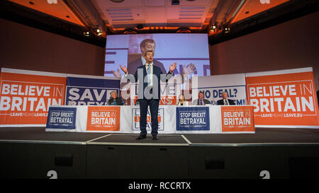 Lassen' bedeutet Verlassen" gehalten im Queen Elizabeth II Conference Centre bietet: Nigel Farage Wo: London, Großbritannien Wann: 14 Dec 2018 Credit: Wheatley/WANN Stockfoto